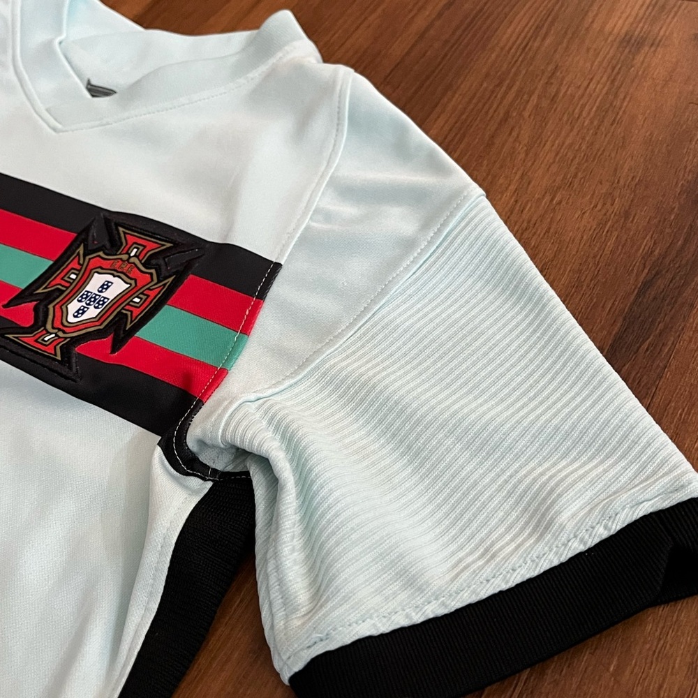 Nike Portugal Jersey (2020-2021) Youth Medium - Picture 5 of 7
